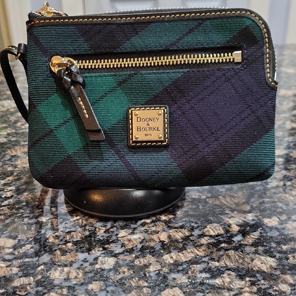 Dooney & Bourke Green and Navy Checkered Wristlet